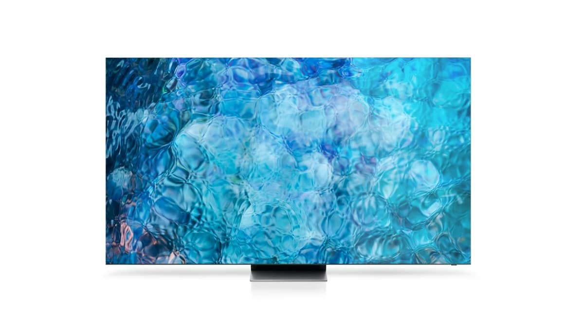Samsung Neo QLED 8K (QN900A), в котором используется дизайн Infinity Screen, обеспечивающий максимальное погружение за счет минимизации лицевой панели.